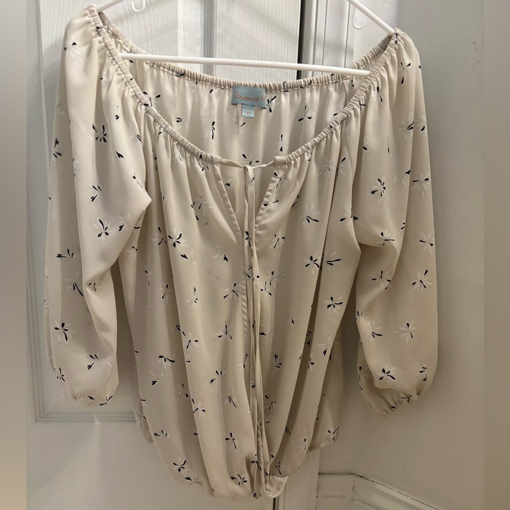 Veronica M Cream Top with Black Accents